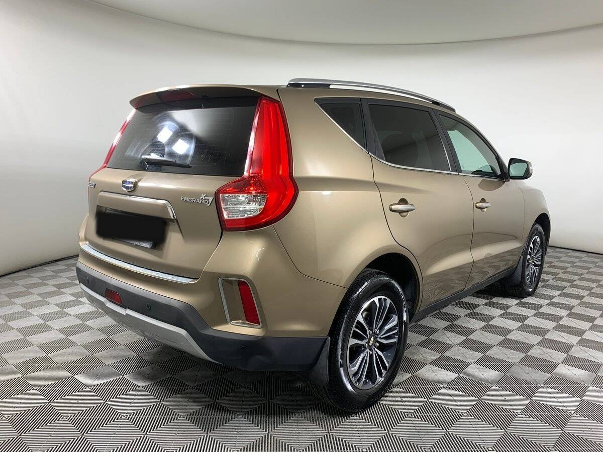 Купить Geely Emgrand X7 с пробегом. Фото: #4