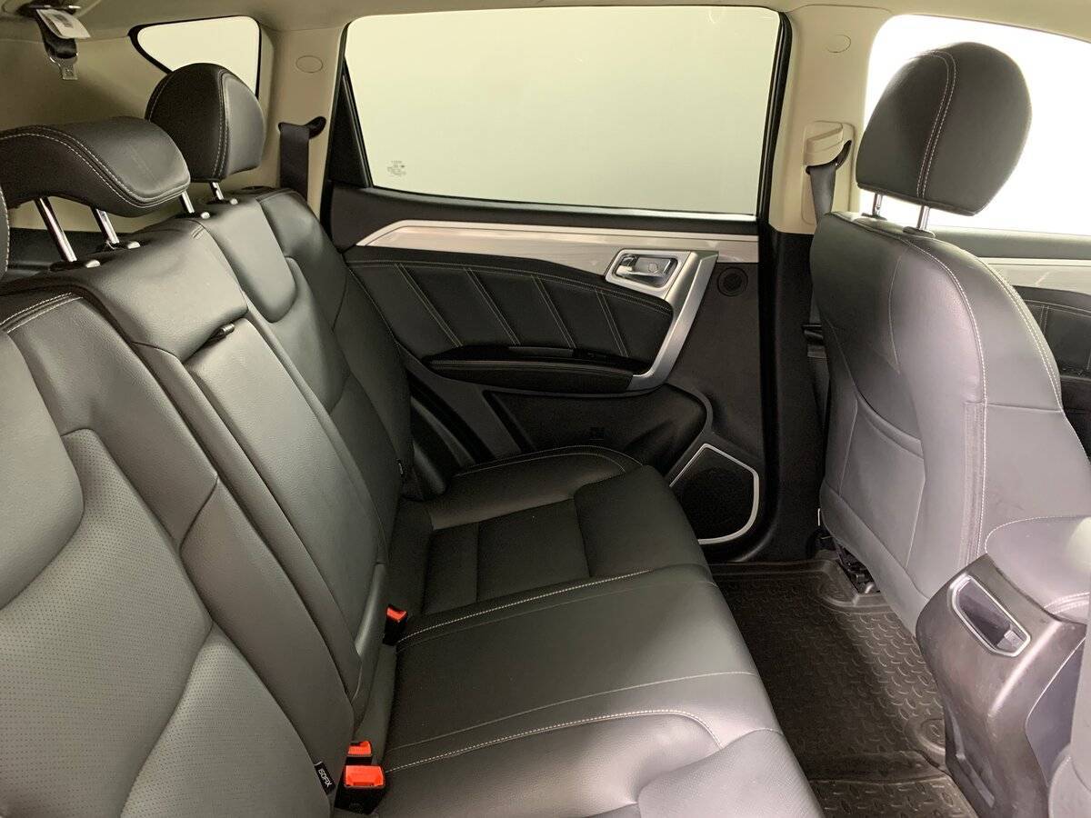 Купить Geely Emgrand X7 с пробегом. Фото: #16