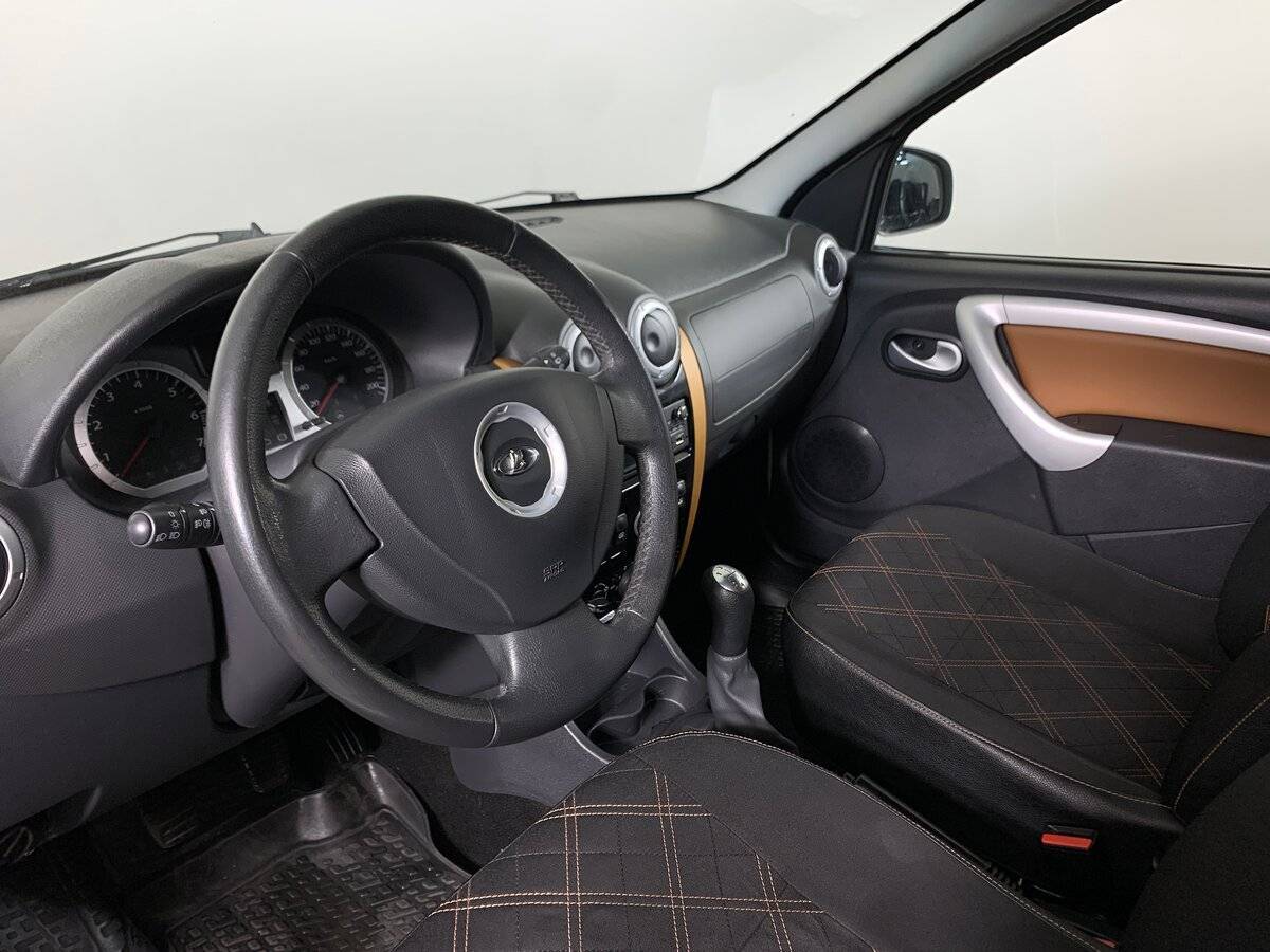 Купить Lada (ВАЗ) Largus с пробегом. Фото: #10