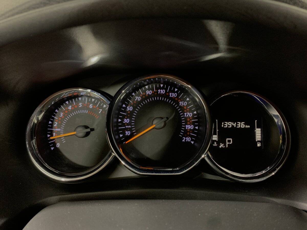 Купить Renault Logan с пробегом. Фото: #13