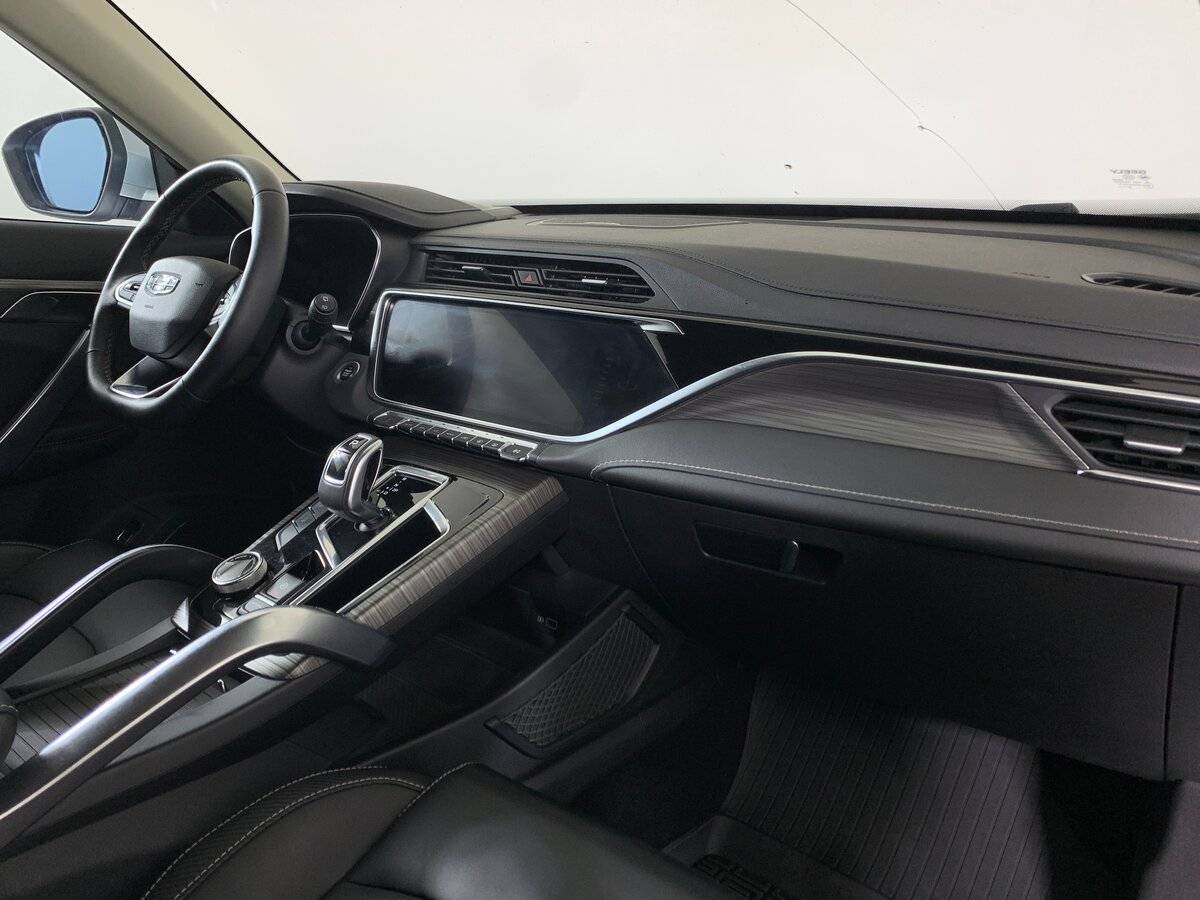 Купить Geely Atlas Pro с пробегом. Фото: #12