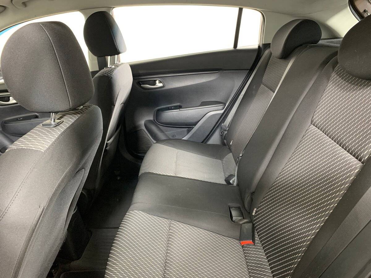 Купить Kia Rio с пробегом. Фото: #17