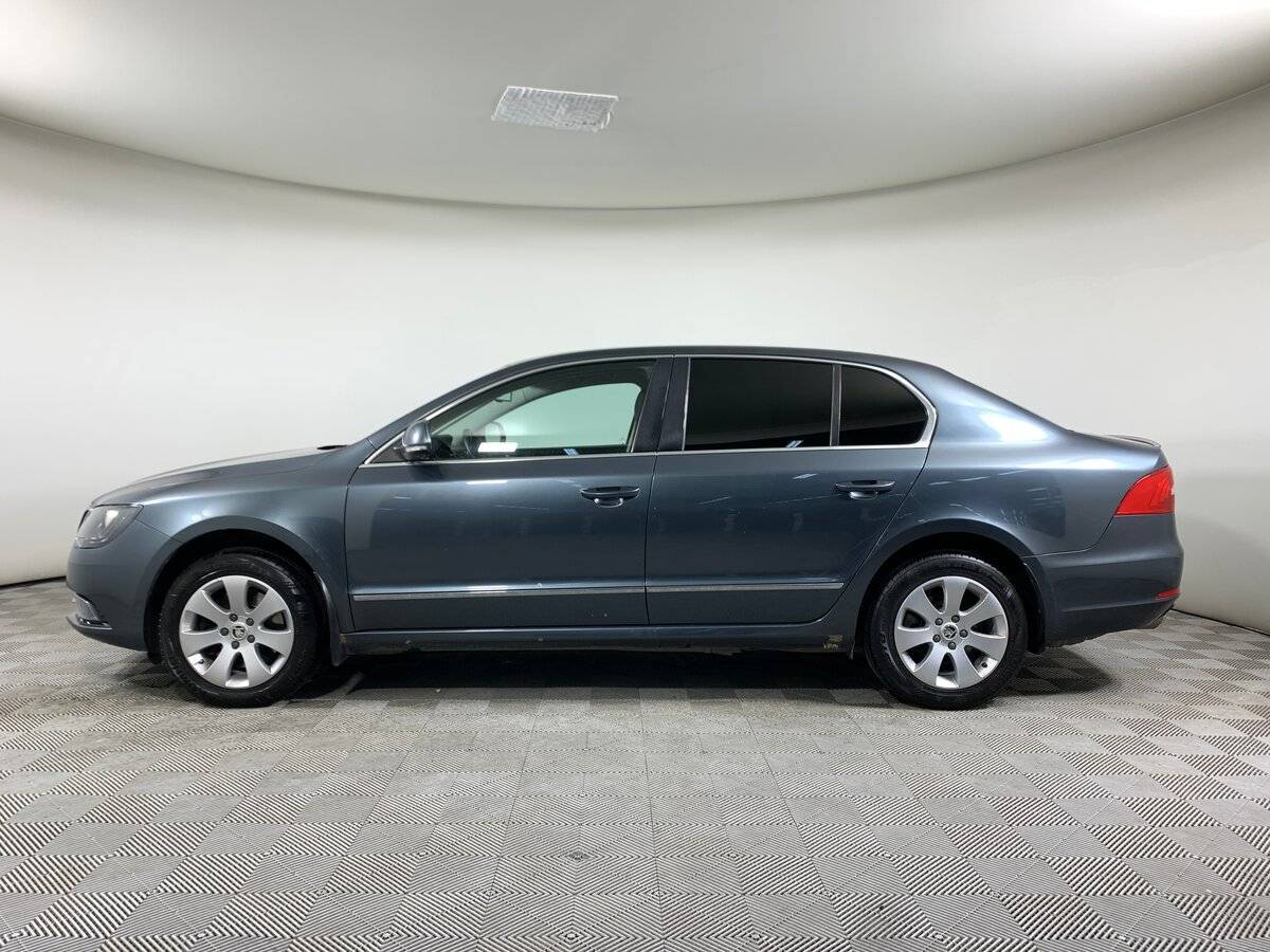 Купить Skoda Superb с пробегом. Фото: #6