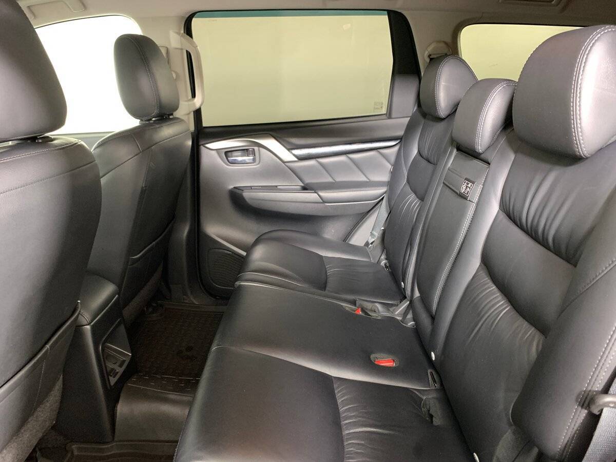 Купить Mitsubishi Pajero Sport с пробегом. Фото: #17