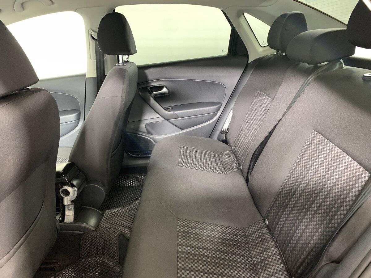 Купить Volkswagen Polo с пробегом. Фото: #16