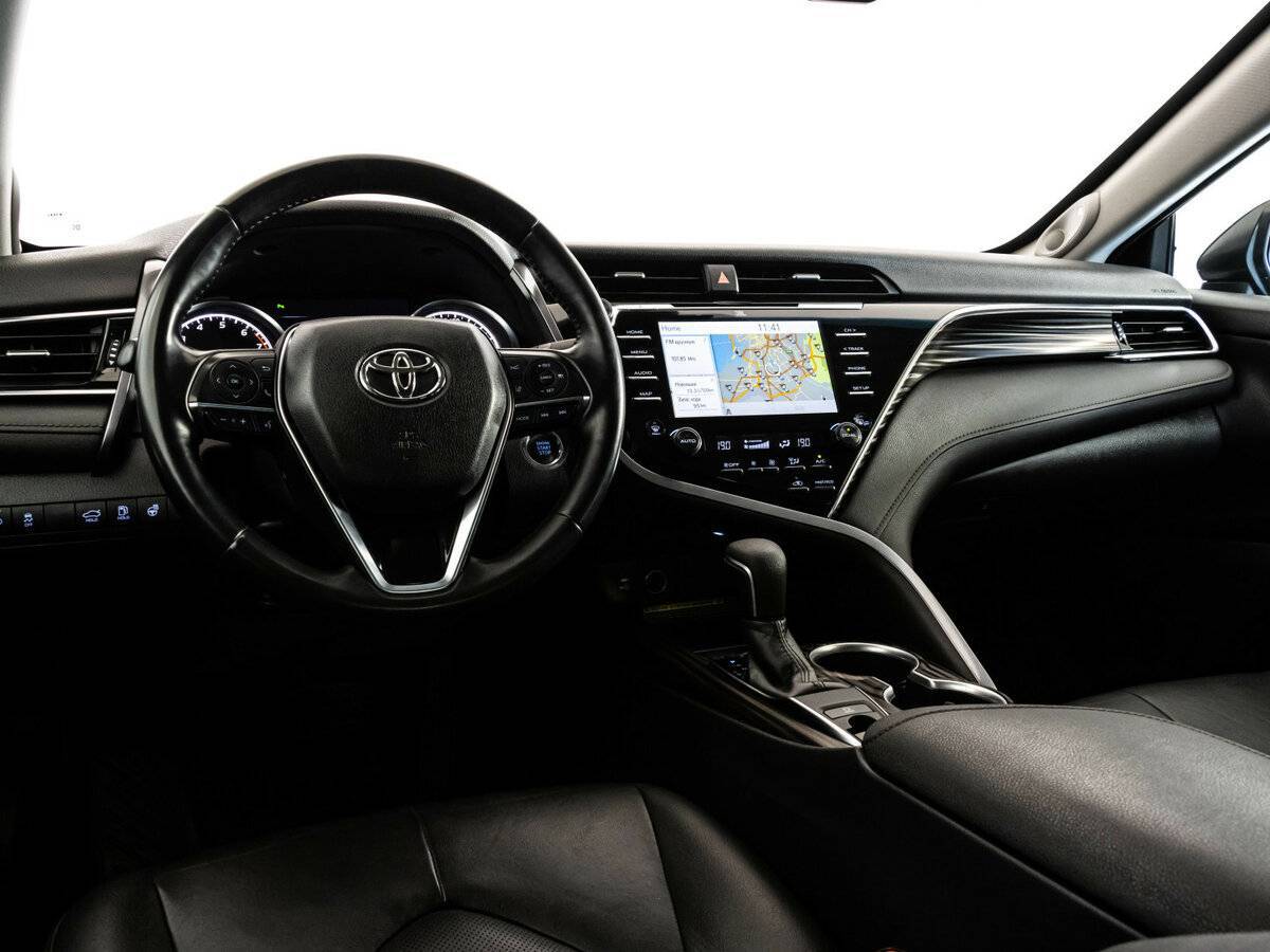 Купить Toyota Camry с пробегом. Фото: #10