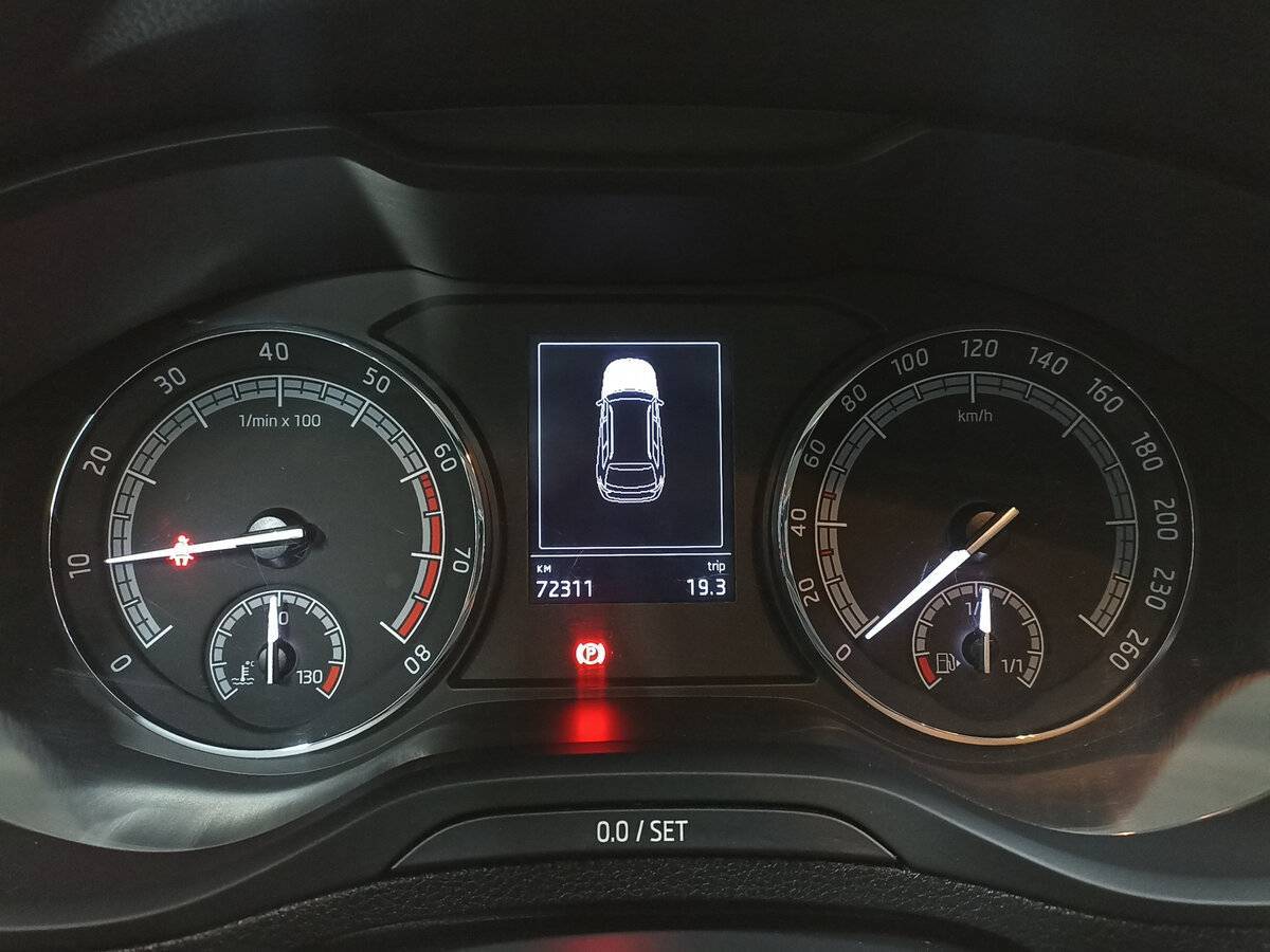 Купить Skoda Karoq с пробегом. Фото: #12