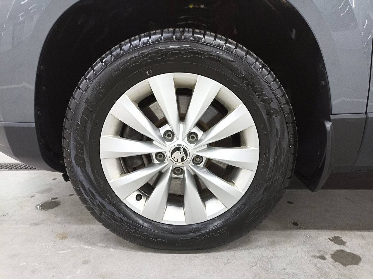 Купить Skoda Karoq с пробегом. Фото: #17