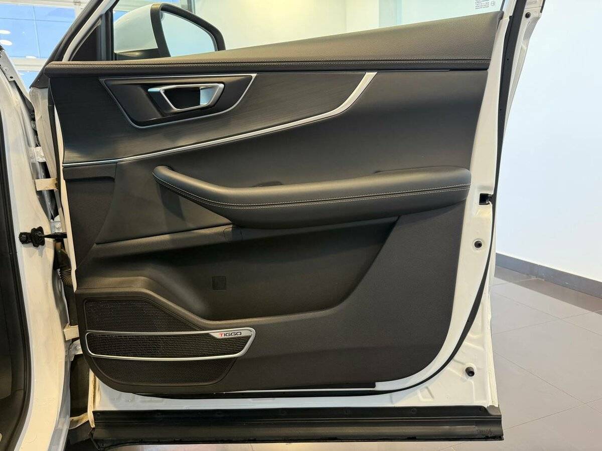 Купить Chery Tiggo 8 с пробегом. Фото: #11