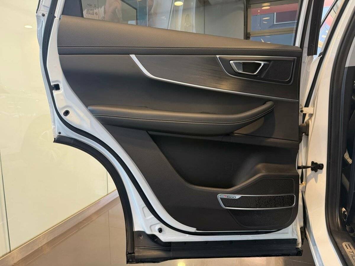 Купить Chery Tiggo 8 с пробегом. Фото: #14