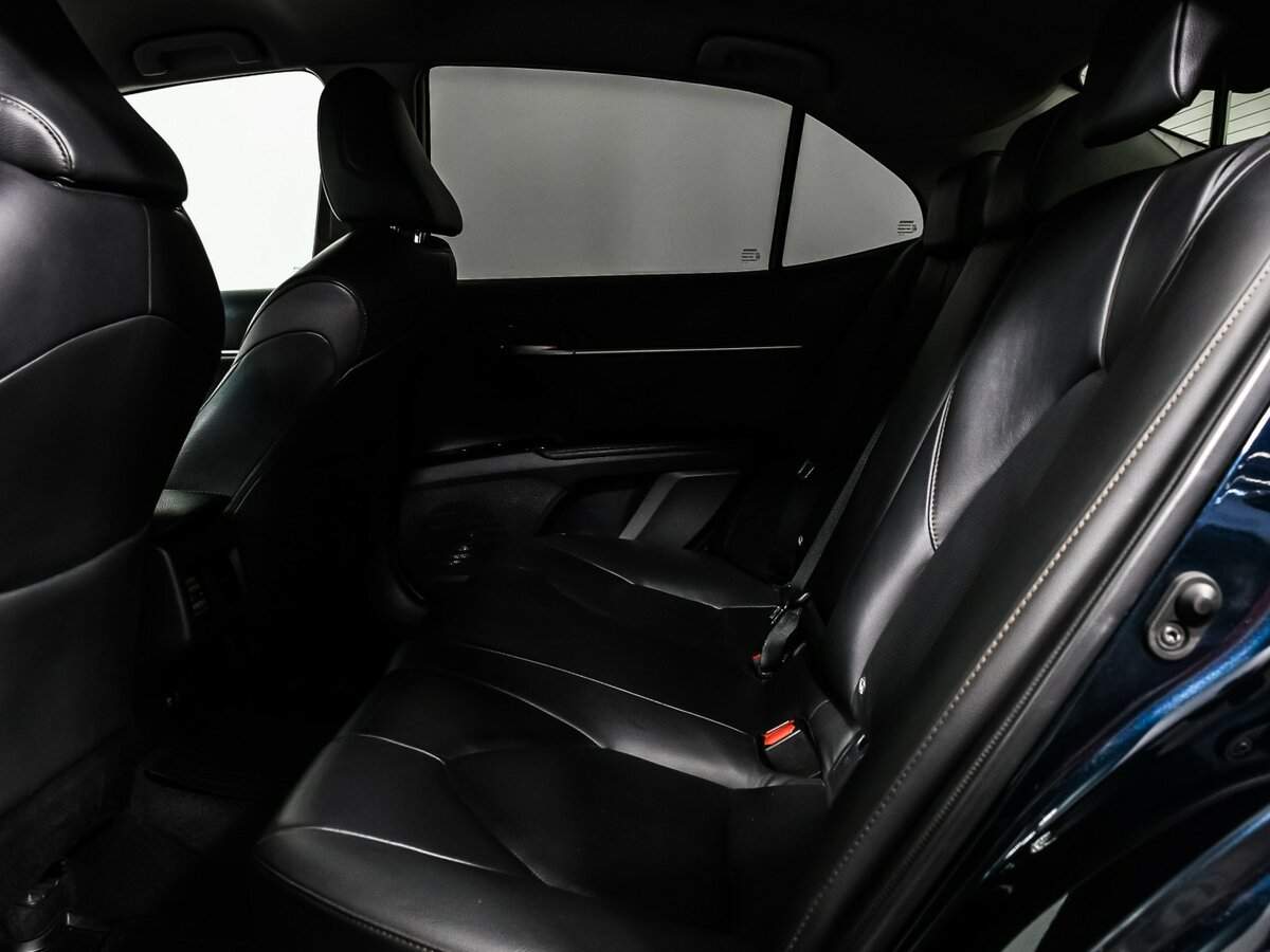 Купить Toyota Camry с пробегом. Фото: #12