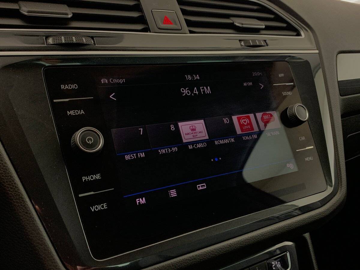 Купить Volkswagen Tiguan с пробегом. Фото: #14