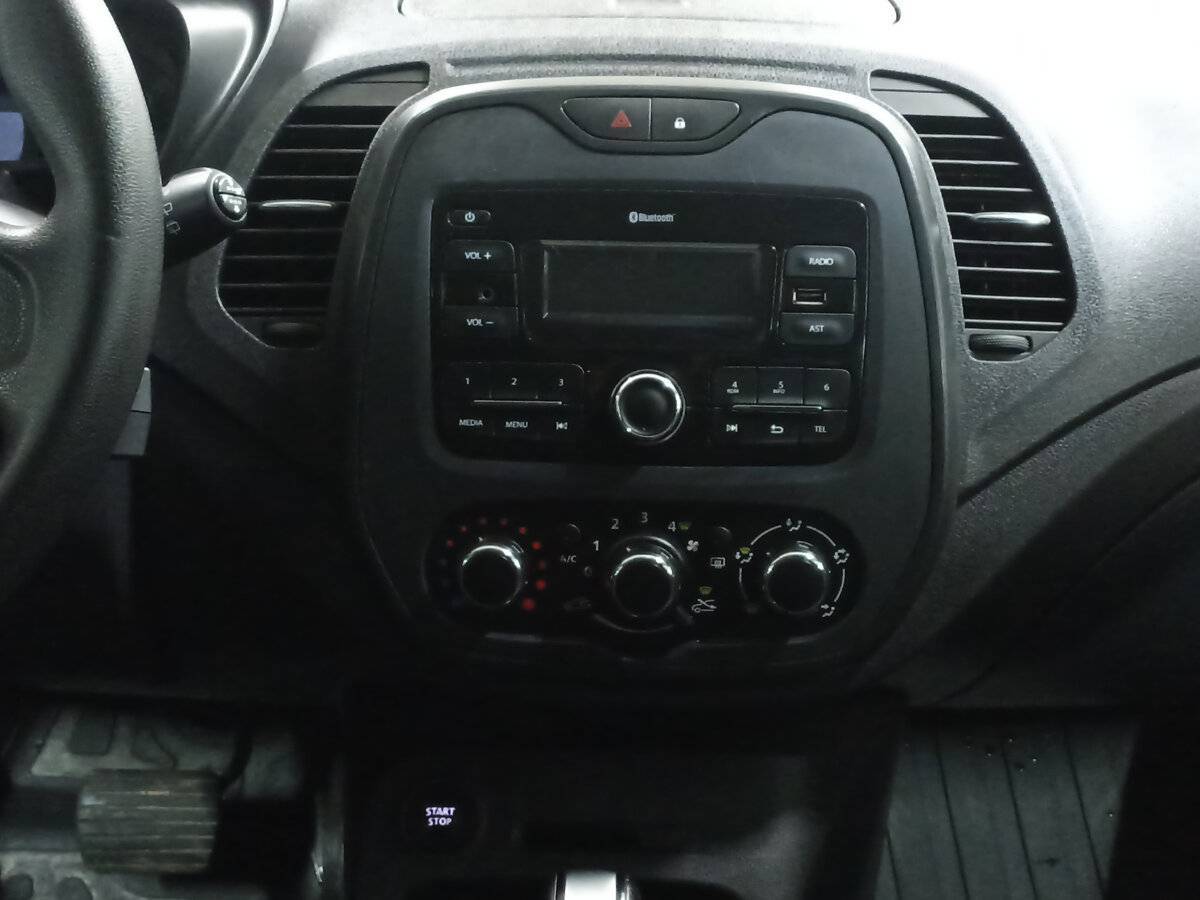 Купить Renault Kaptur с пробегом. Фото: #14