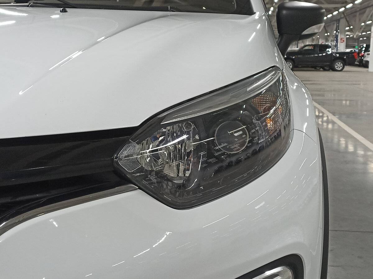 Купить Renault Kaptur с пробегом. Фото: #16