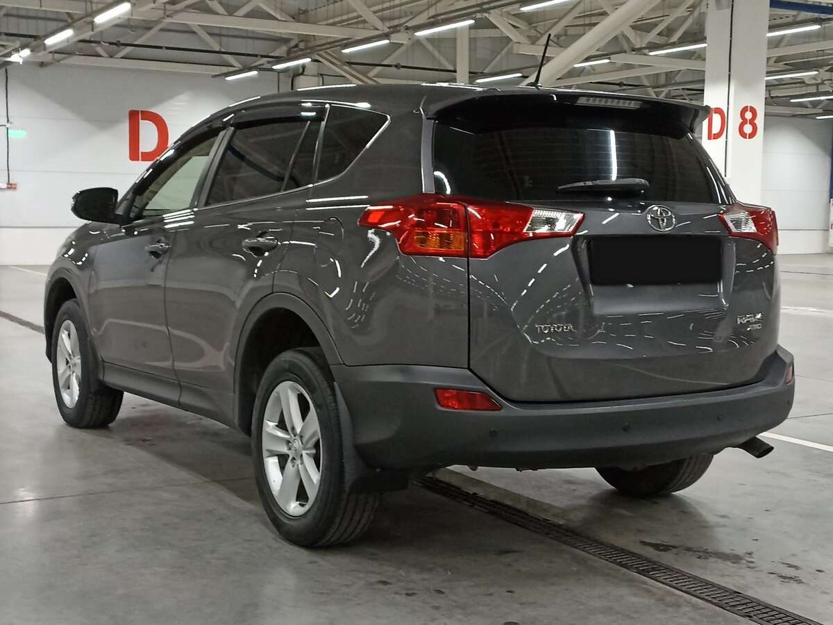 Купить Toyota RAV4 с пробегом. Фото: #6