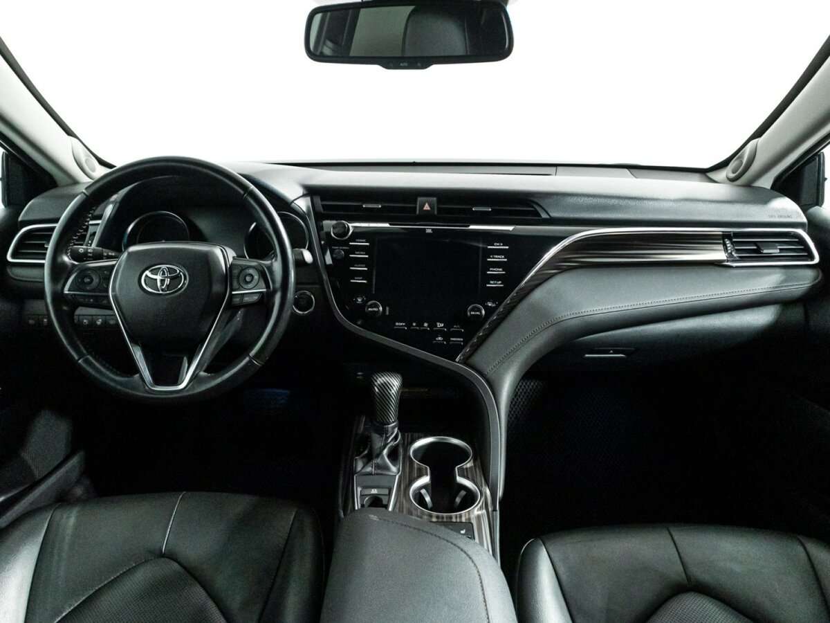 Купить Toyota Camry с пробегом. Фото: #12