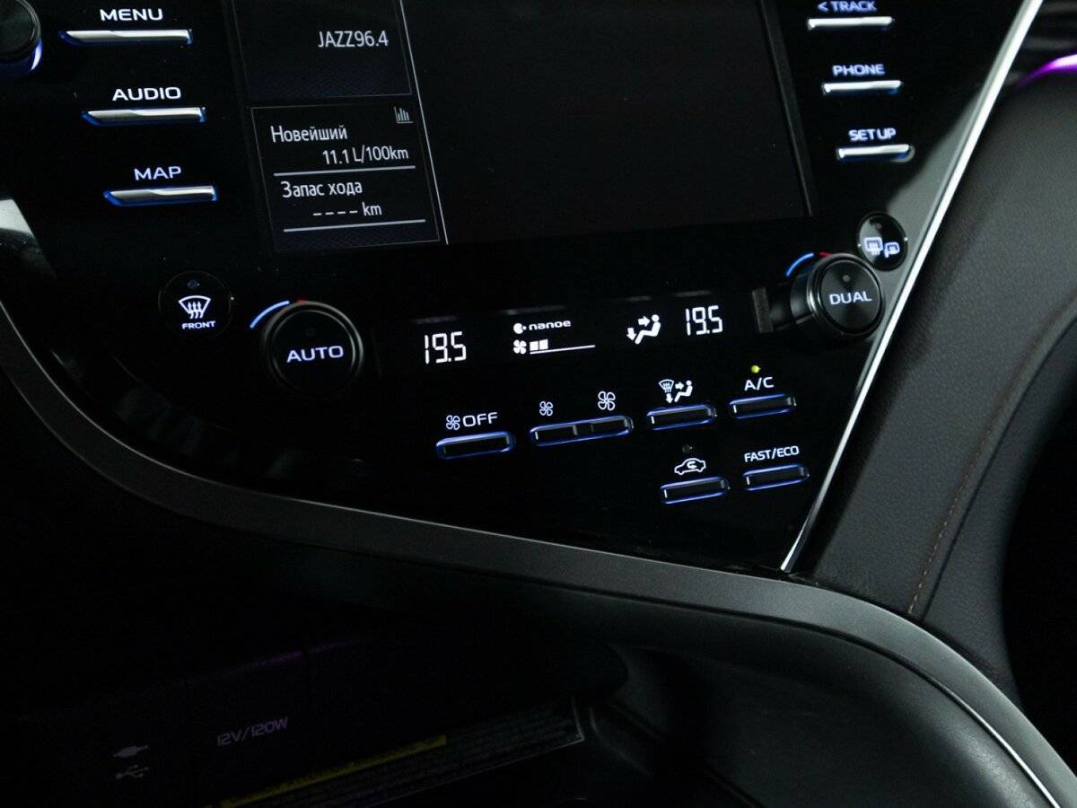 Купить Toyota Camry с пробегом. Фото: #16