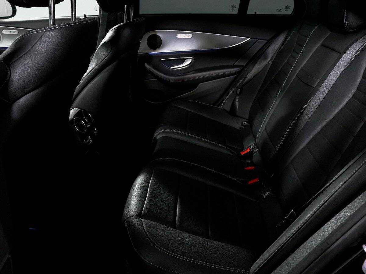 Купить Mercedes-Benz E-Класс с пробегом. Фото: #9