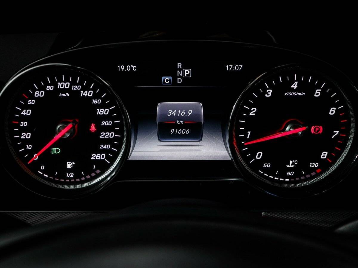 Купить Mercedes-Benz E-Класс с пробегом. Фото: #10