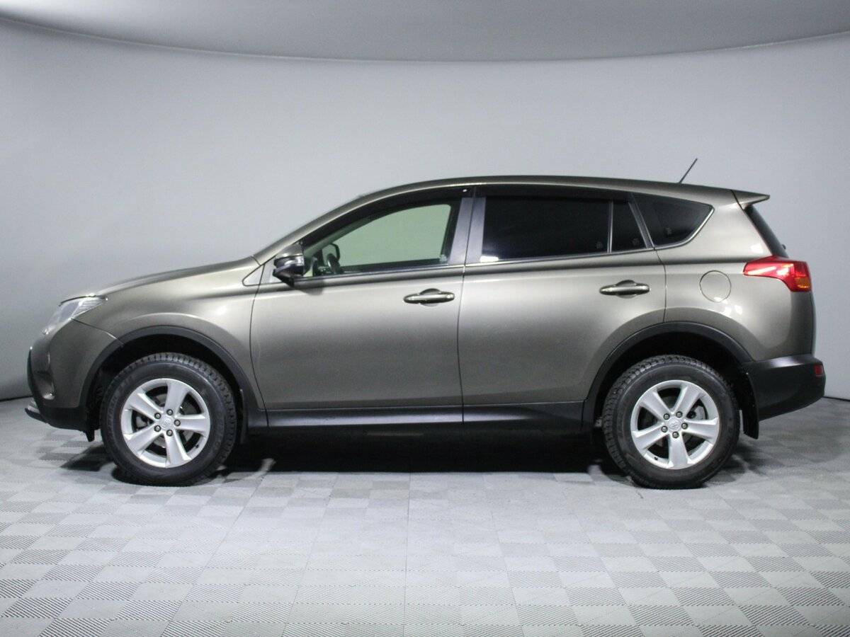Купить Toyota RAV4 с пробегом. Фото: #7