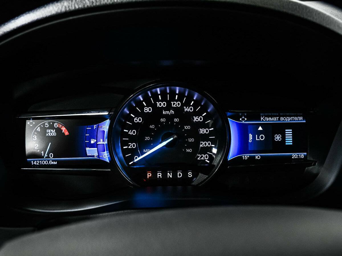 Купить Ford Explorer с пробегом. Фото: #9