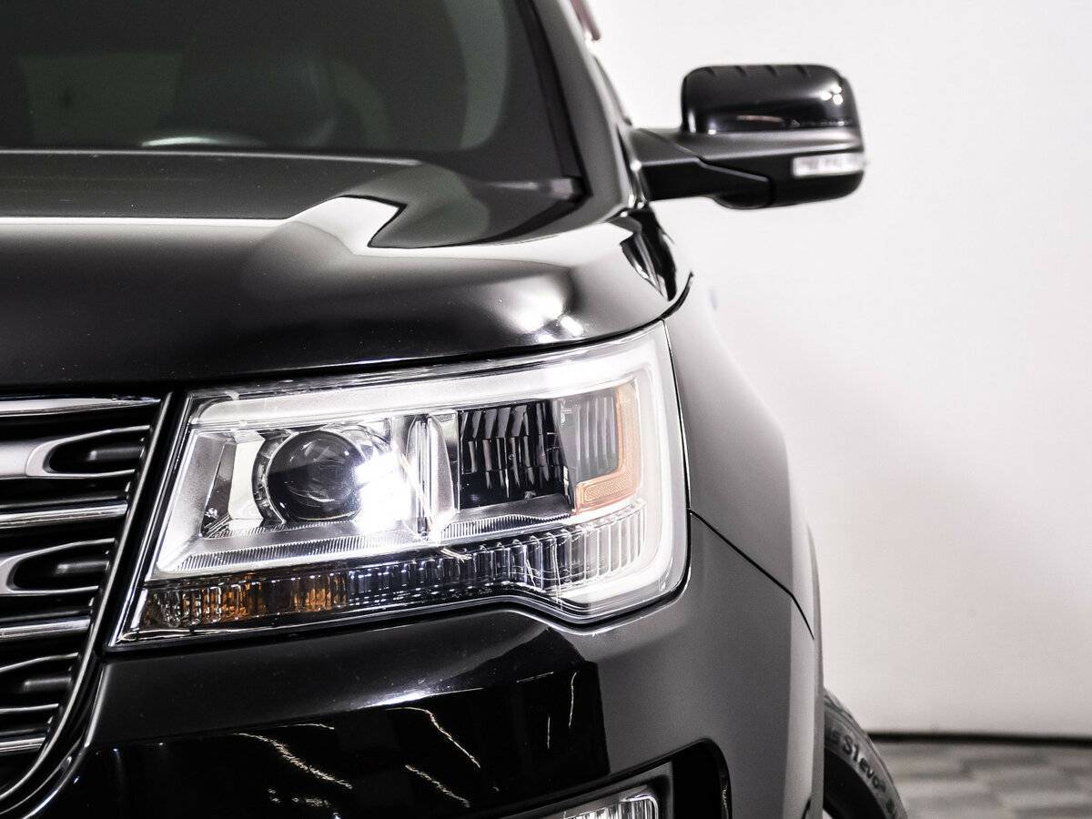 Купить Ford Explorer с пробегом. Фото: #14