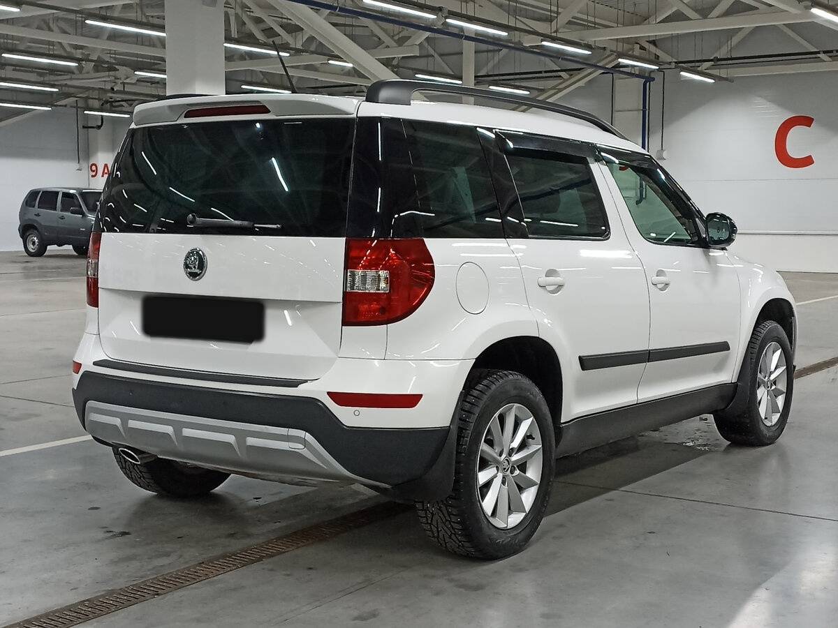 Купить Skoda Yeti с пробегом. Фото: #4