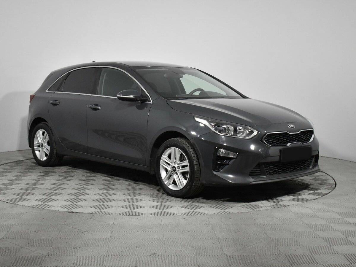 Купить Kia Ceed с пробегом. Фото: #2