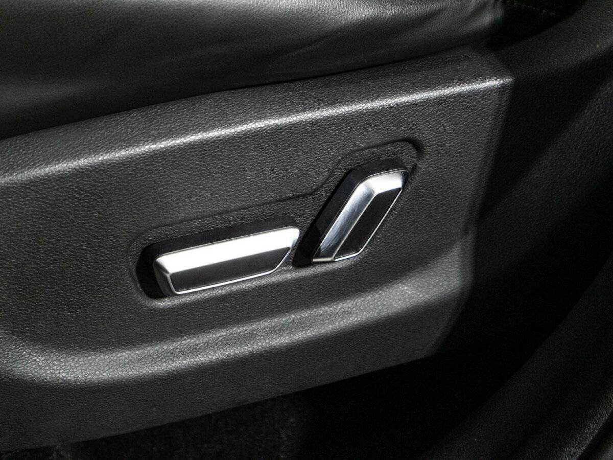 Купить Geely Atlas с пробегом. Фото: #14