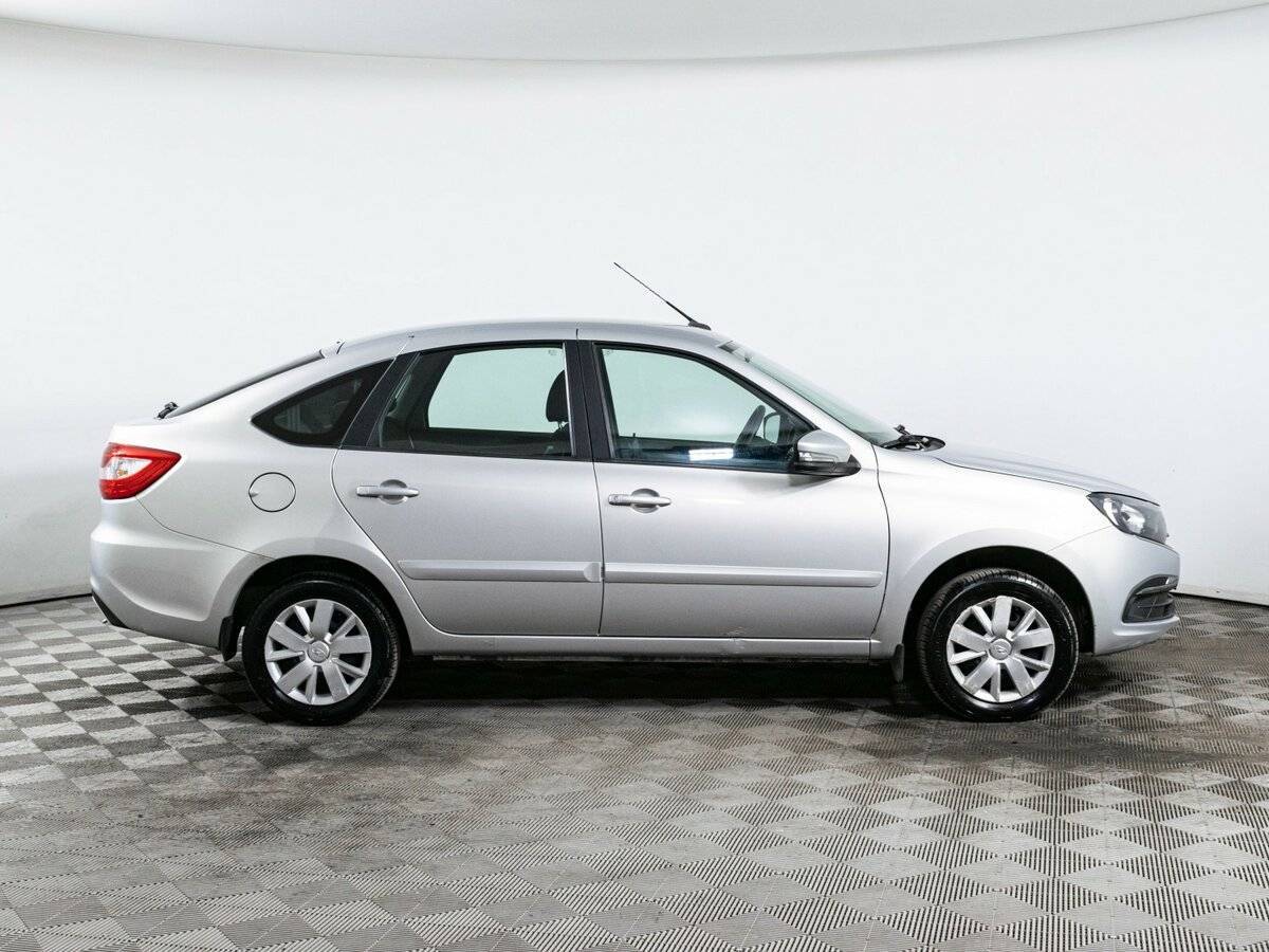 Купить Lada (ВАЗ) Granta с пробегом. Фото: #3