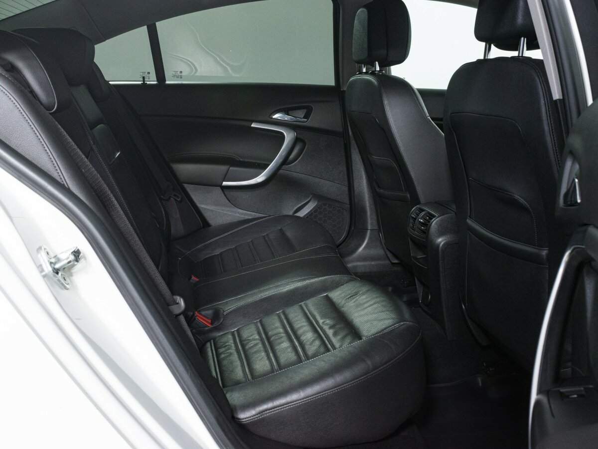 Купить Opel Insignia с пробегом. Фото: #11