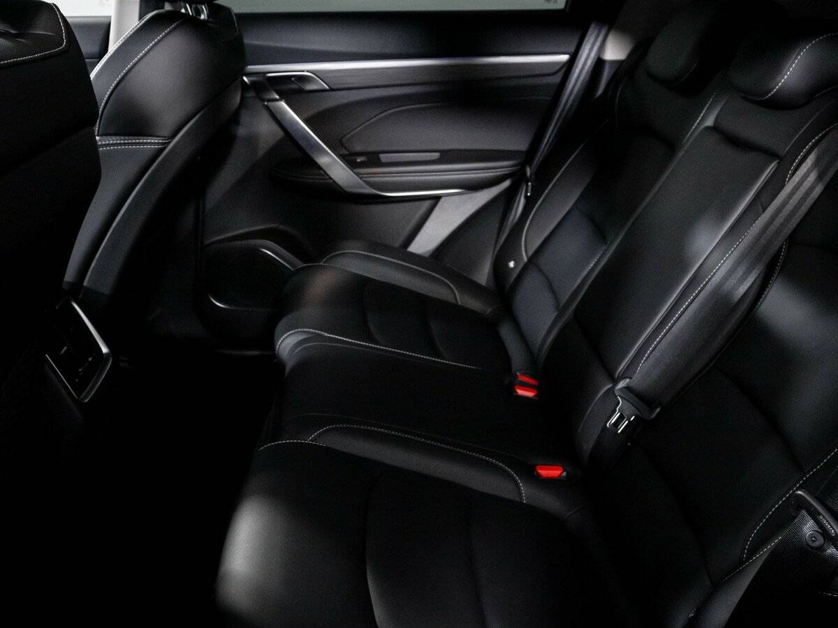 Купить Geely Atlas Pro с пробегом. Фото: #9