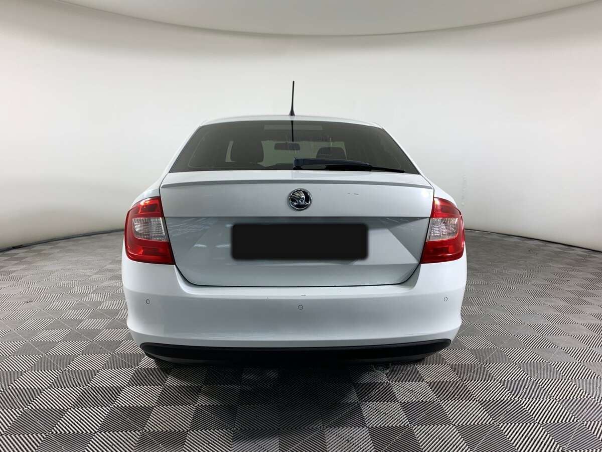 Купить Skoda Rapid с пробегом. Фото: #5