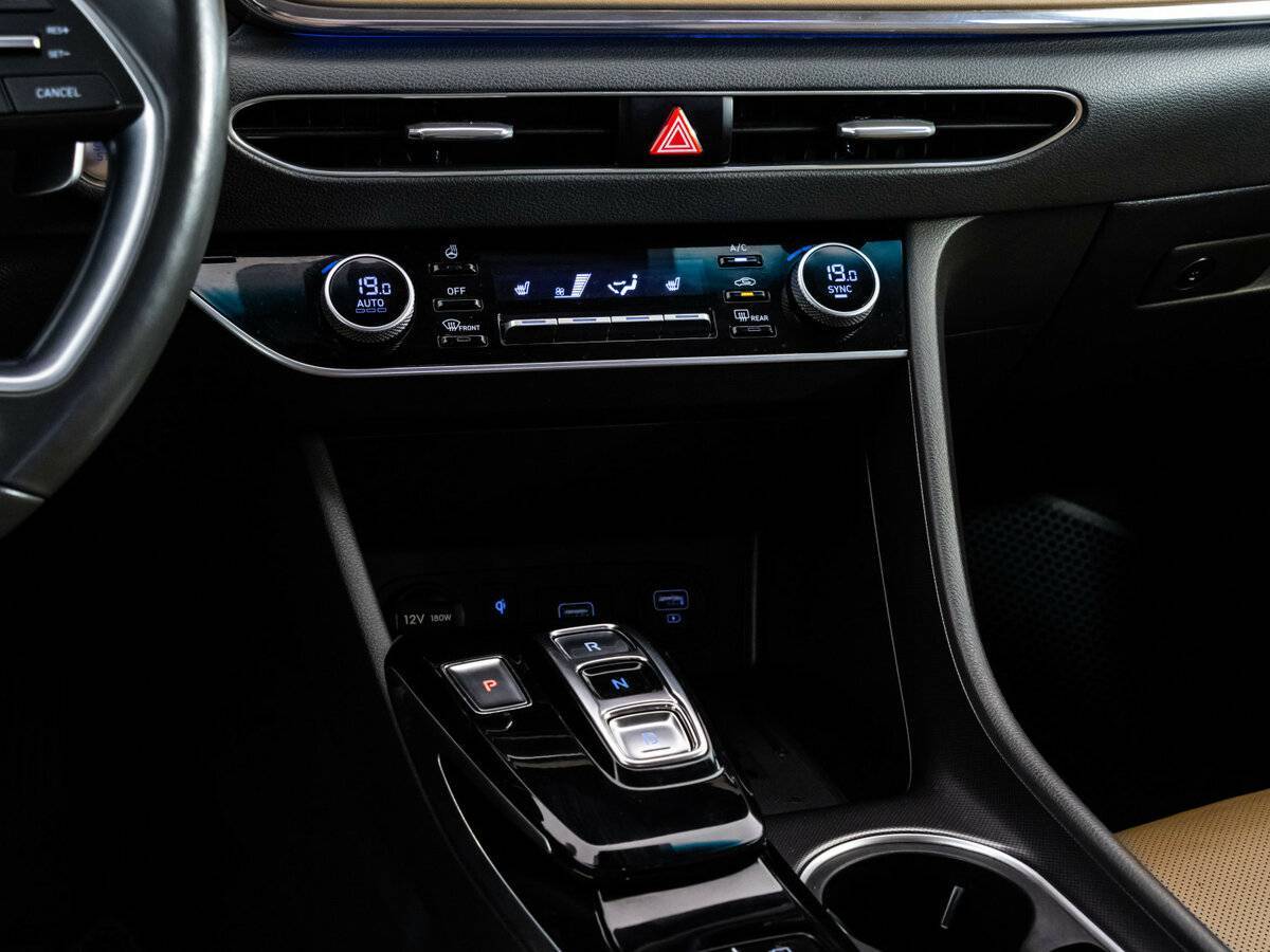 Купить Hyundai Sonata с пробегом. Фото: #13