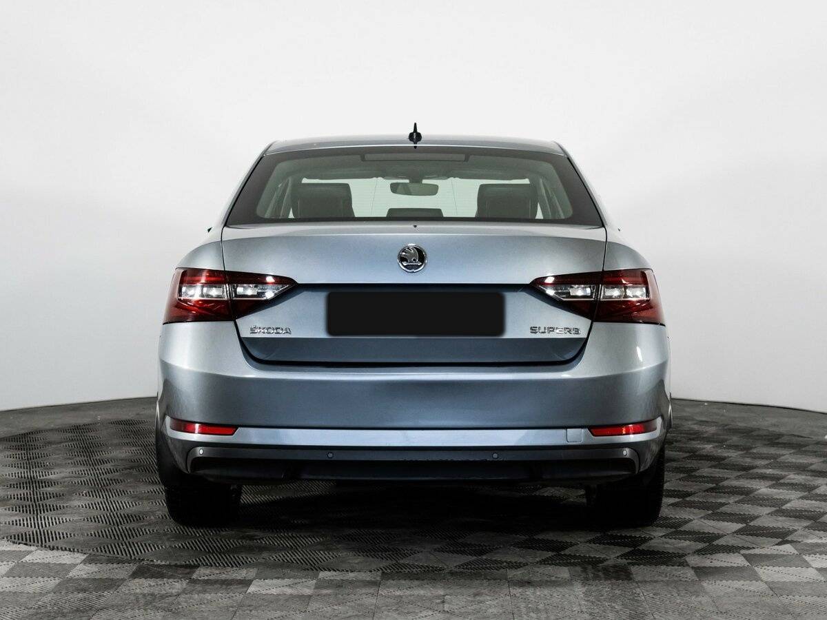 Купить Skoda Superb с пробегом. Фото: #5