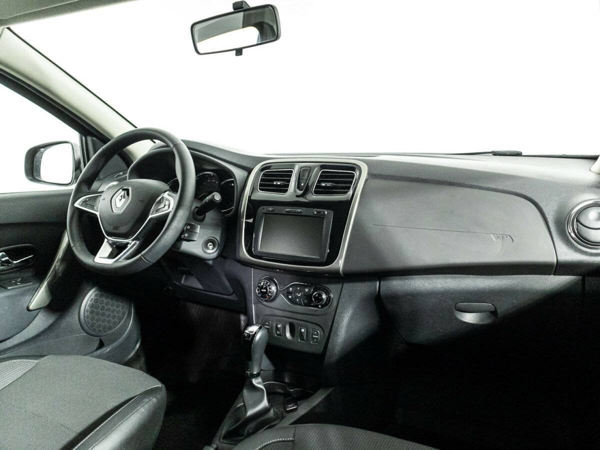 Купить Renault Sandero с пробегом. Фото: #8