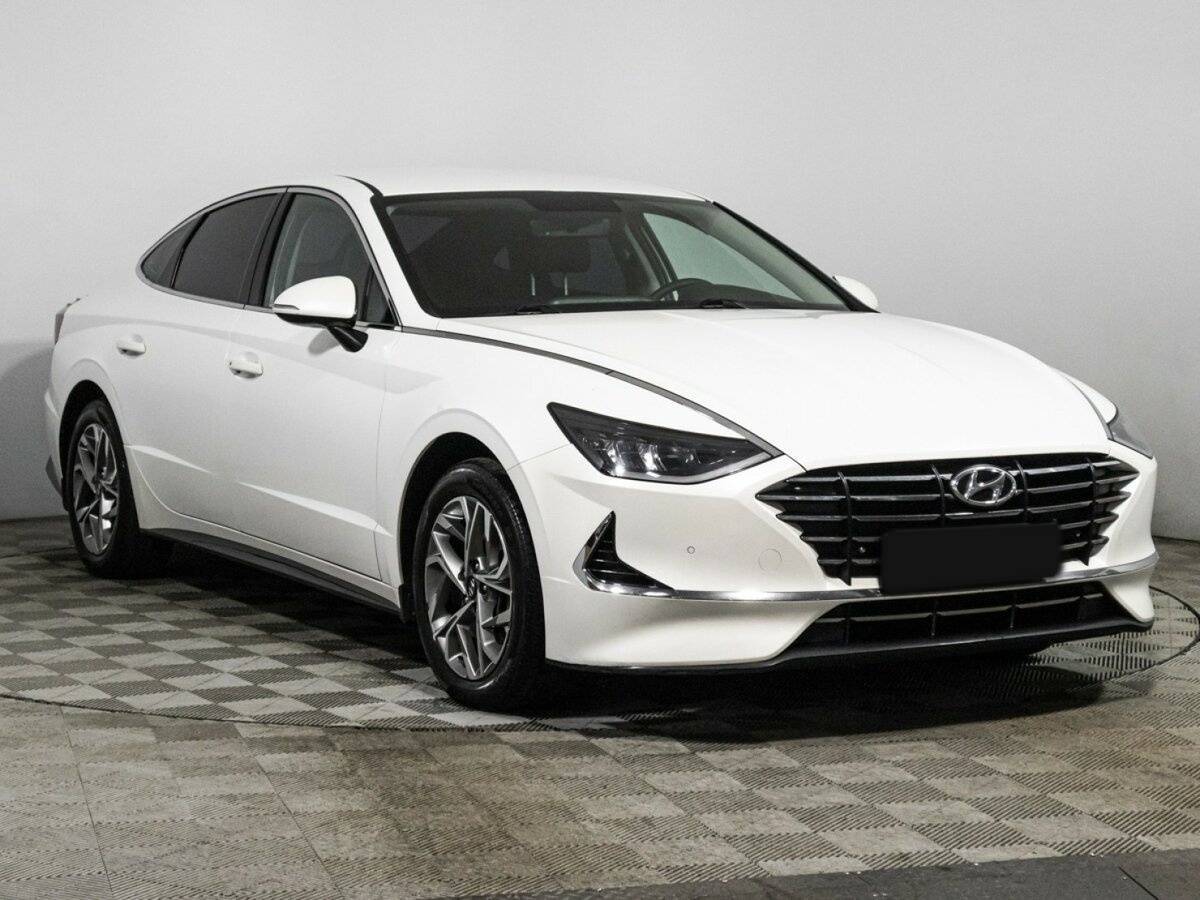 Купить Hyundai Sonata с пробегом. Фото: #1