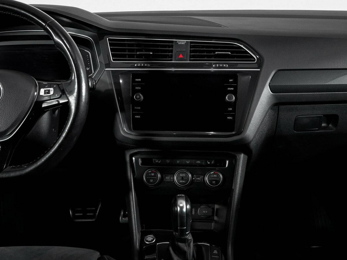 Купить Volkswagen Tiguan с пробегом. Фото: #12