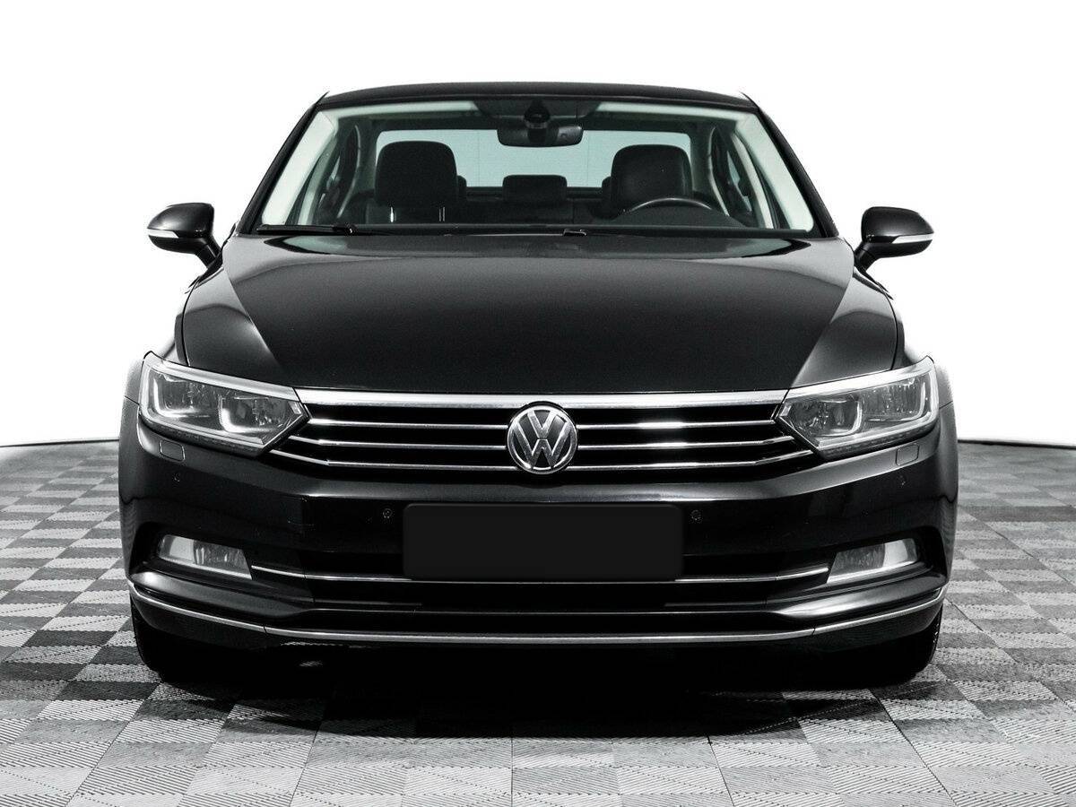 Купить Volkswagen Passat с пробегом. Фото: #1