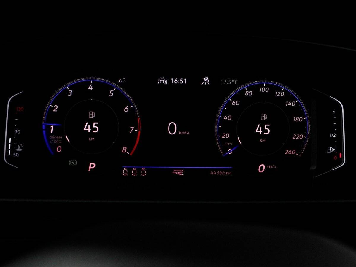 Купить Volkswagen Tiguan с пробегом. Фото: #10