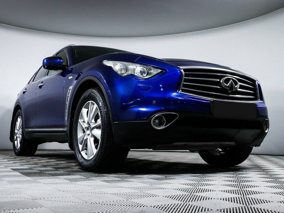 Купить Infiniti FX с пробегом. Фото: #17