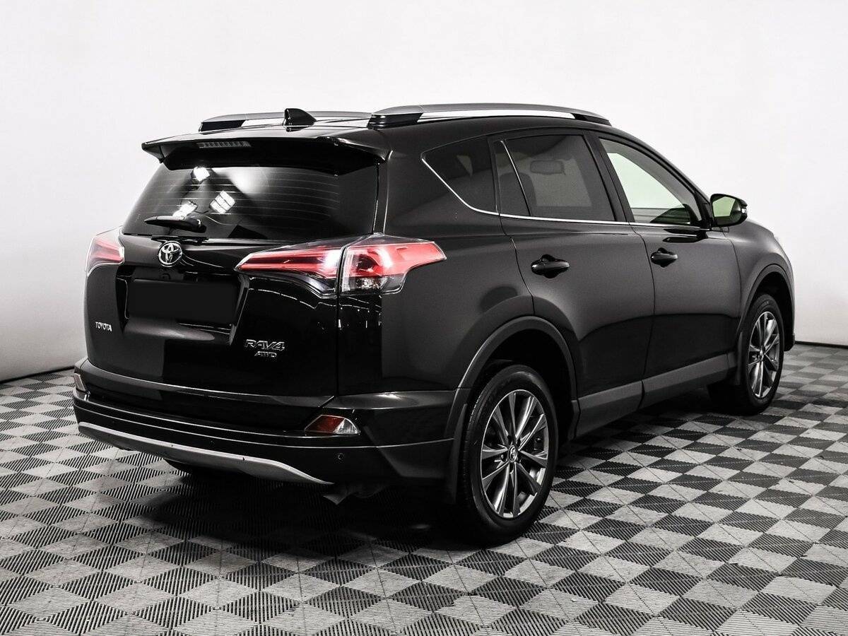 Купить Toyota RAV4 с пробегом. Фото: #4