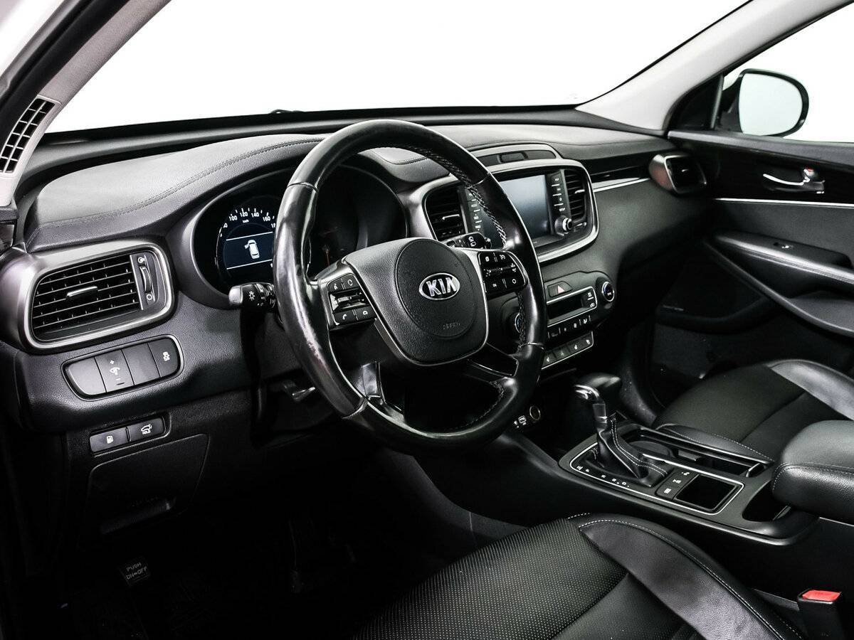 Купить Kia Sorento с пробегом. Фото: #12