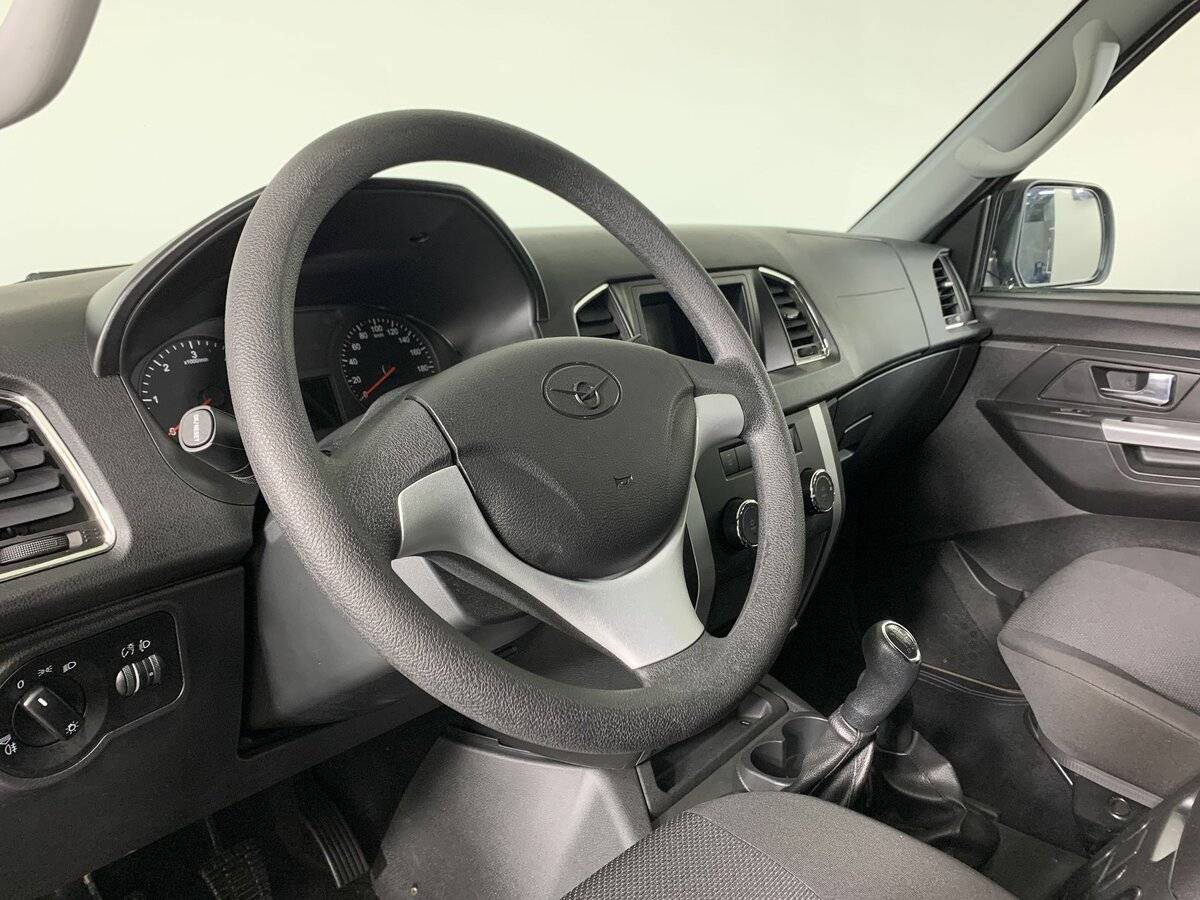 Купить УАЗ Patriot с пробегом. Фото: #11