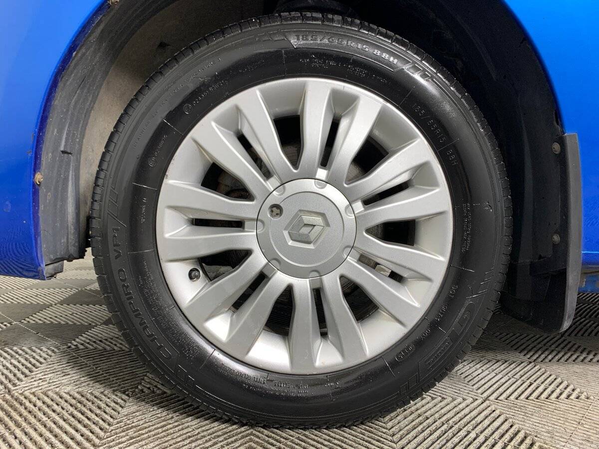 Купить Renault Logan с пробегом. Фото: #8