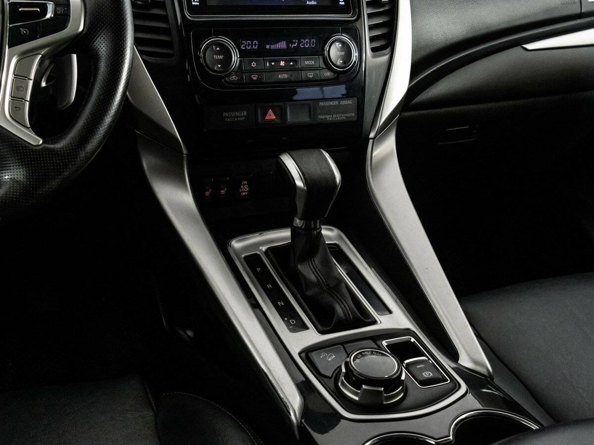 Купить Mitsubishi Pajero Sport с пробегом. Фото: #13