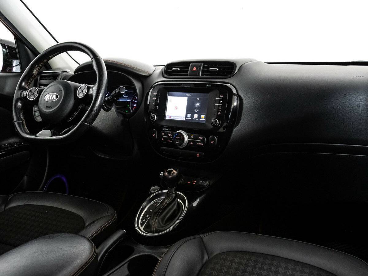 Купить Kia Soul с пробегом. Фото: #8