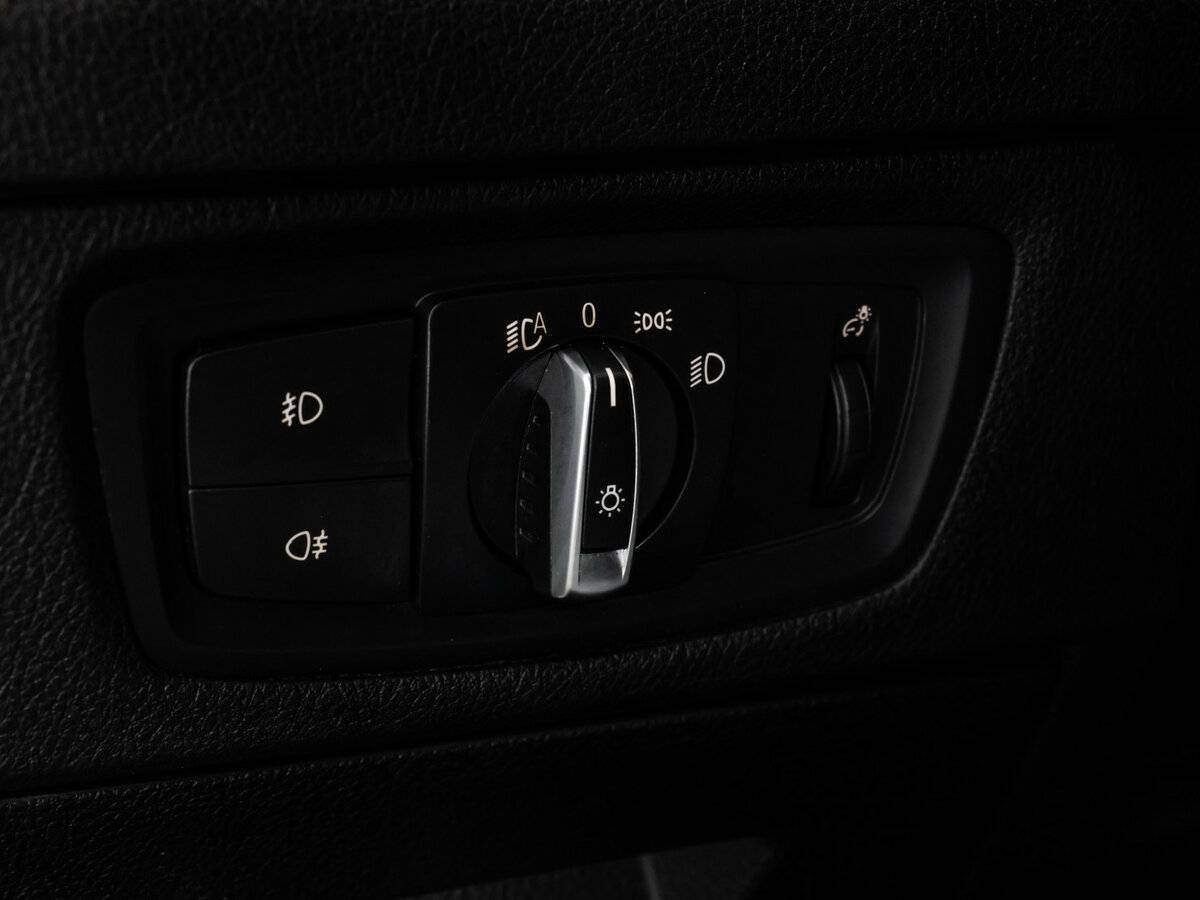 Купить BMW 1 серии с пробегом. Фото: #21