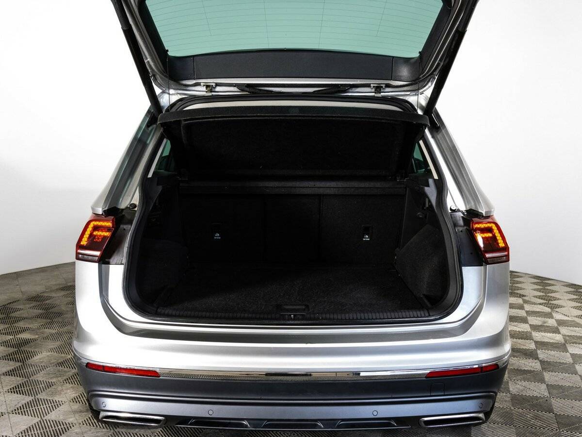 Купить Volkswagen Tiguan с пробегом. Фото: #26