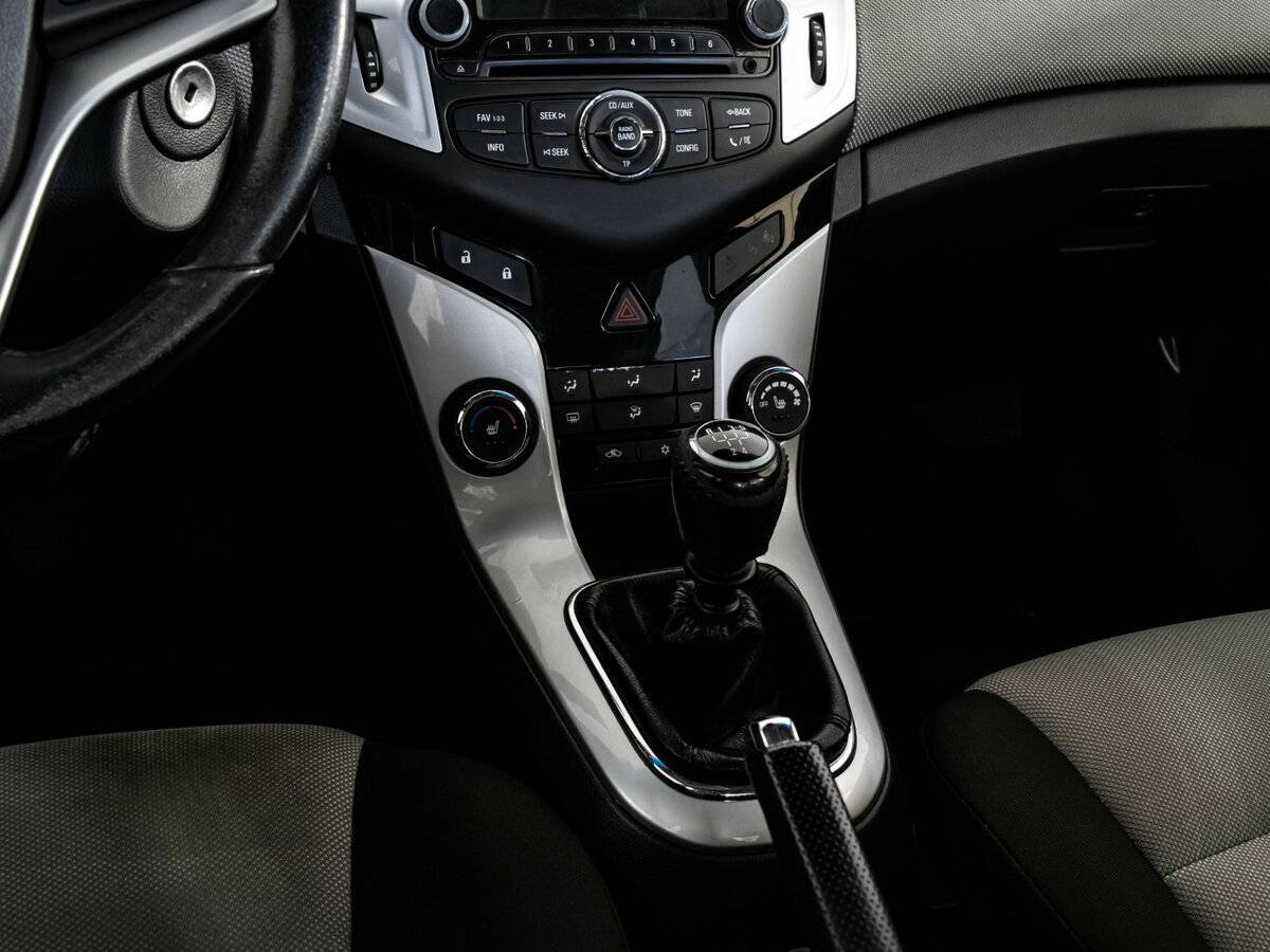 Купить Chevrolet Cruze с пробегом. Фото: #11